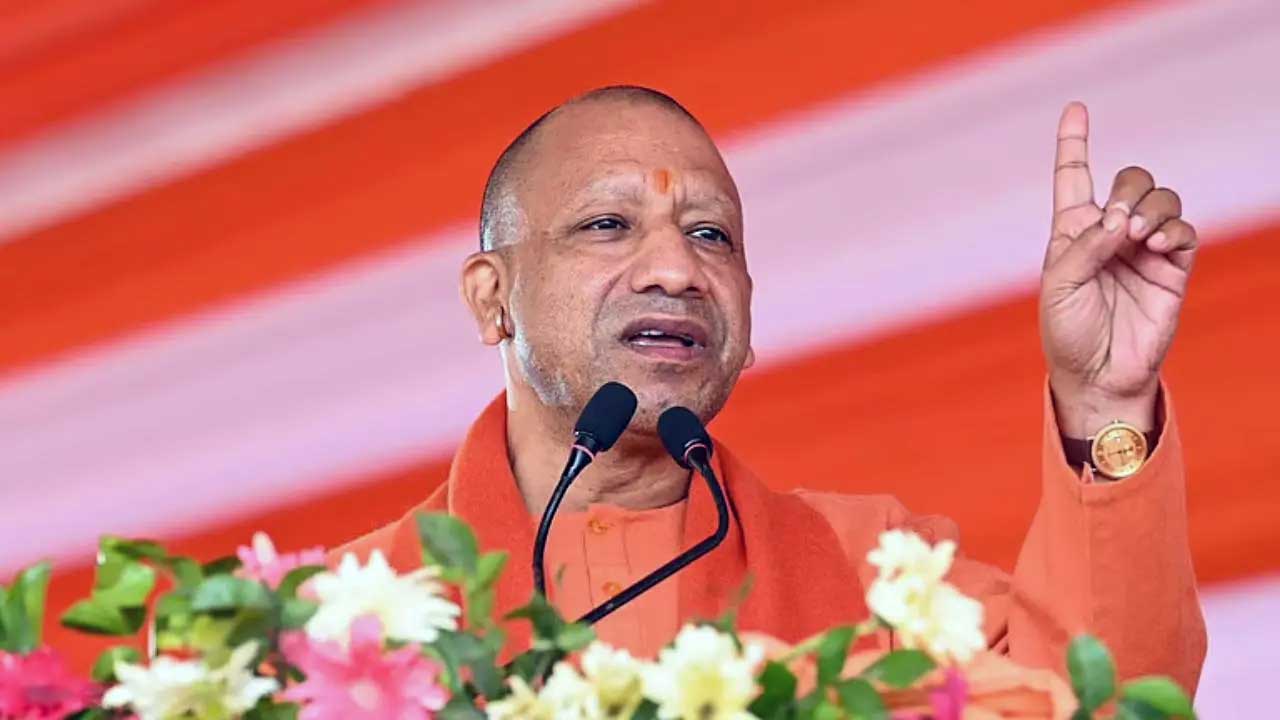 Mahoba से CM Yogi का बड़ा संदेश! गुरु गोरखनाथ की तपोभूमि से Mission-2027 का करेंगे आगाज