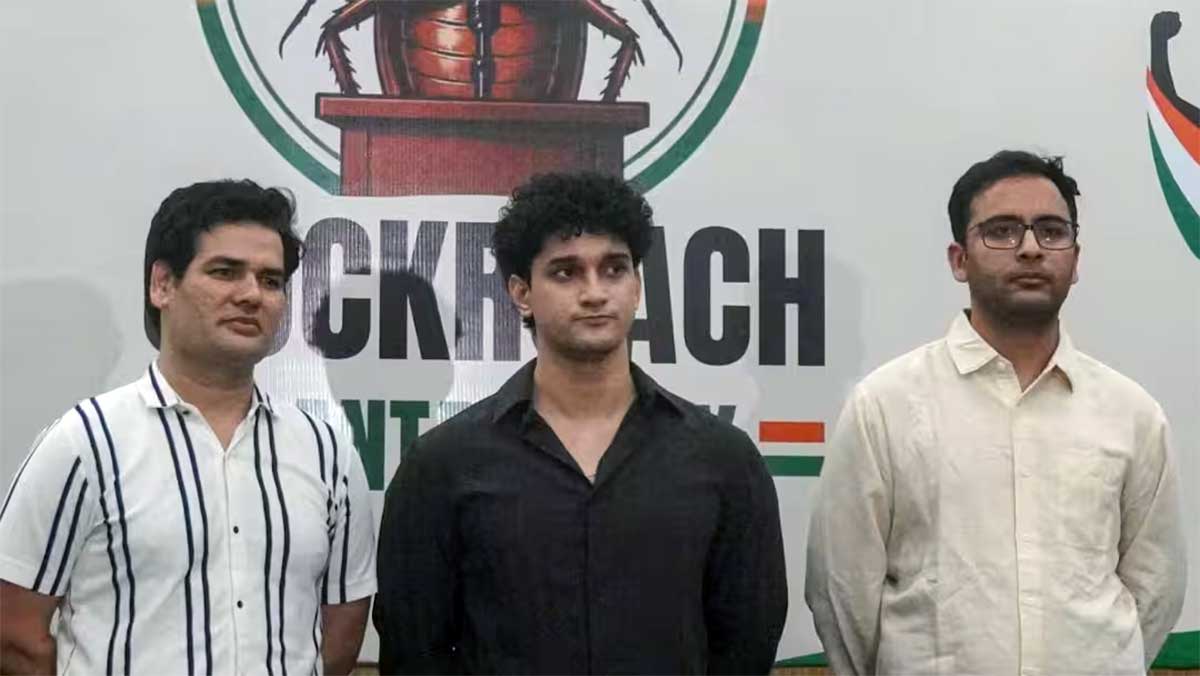 कॉकरोच जनता पार्टी की PC पर नया खुलासा! सामने आई मनोज झा की चिट्ठी, बढ़ी सियासी हलचल