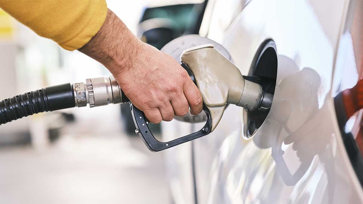 Petrol-Diesel New Rules: सरकार का बड़ा एक्शन, अब 200 लीटर से ज्यादा डीजल खरीदने पर रोक, जानिए किस पर लागू होंगे नए नियम
