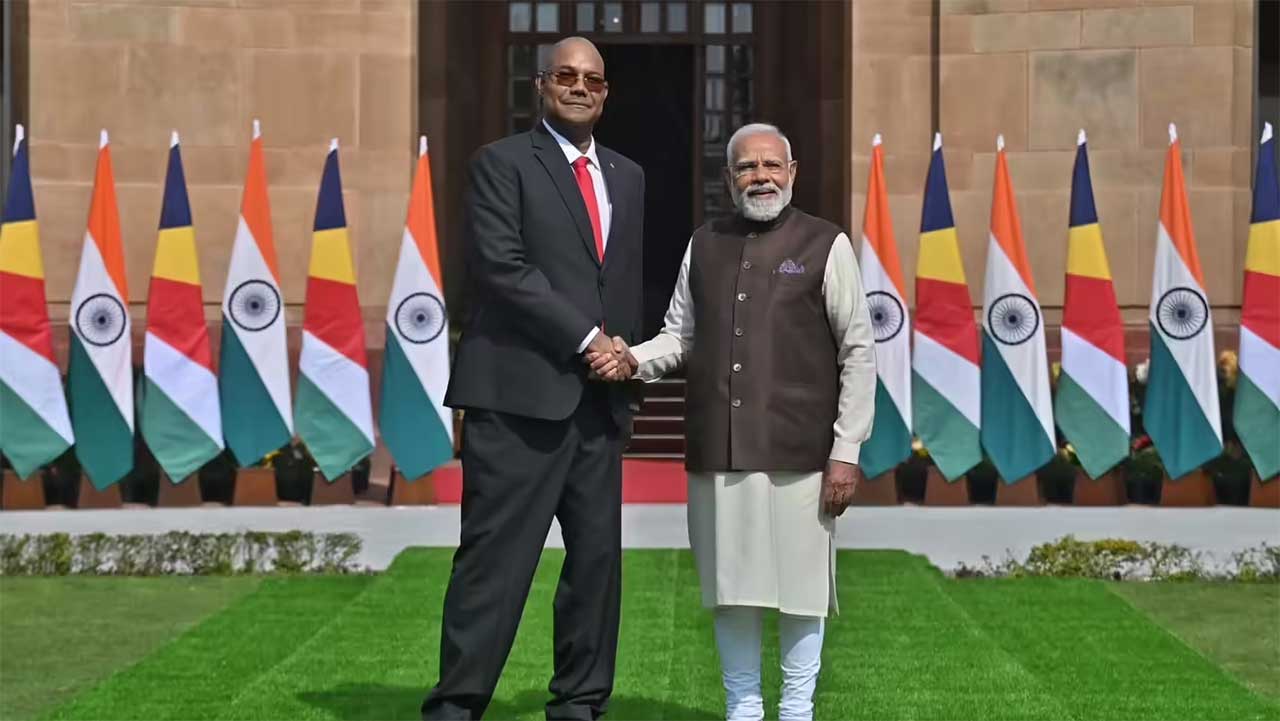 PM Modi Seychelles Visit: UPI से रक्षा तक 19 बड़े समझौते, भारत-सेशेल्स रिश्तों को मिली नई मजबूती