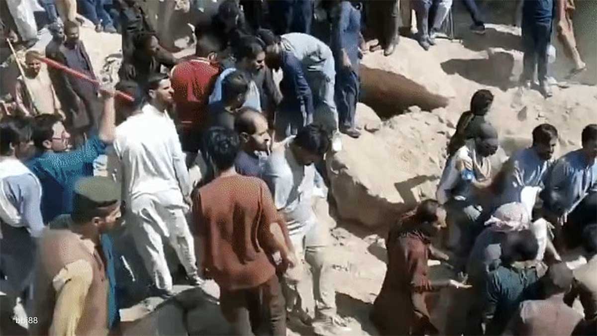 POJK में खूनी बवाल! प्रदर्शनकारियों पर गोलियां, दर्जनों मौतों का दावा; भारत ने UNHRC से की हस्तक्षेप की मांग