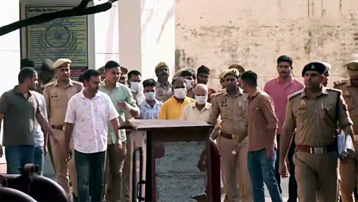 Ram Mandir Donation Case: चढ़ावा चोरी मामले में सभी 8 आरोपी 13 जुलाई तक जेल, अदालत ने 14 दिन की न्यायिक हिरासत में भेजा