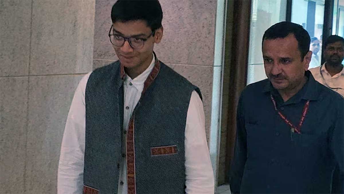 17 साल के छात्र ने हिला दी CBSE की व्यवस्था! संसदीय समिति के सामने रखीं OSM सिस्टम की कथित खामियां