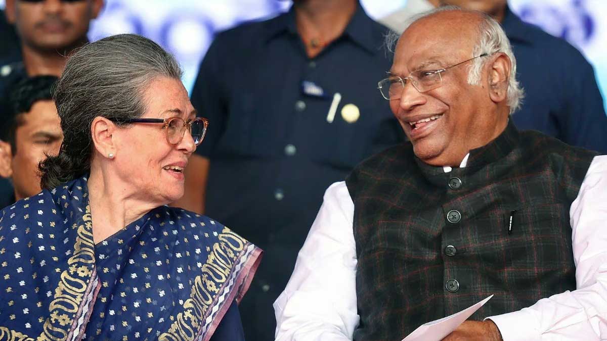 कांग्रेस में होने वाला है बड़ा बदलाव? सोनिया गांधी ने बुलाई दिग्गज नेताओं की बैठक, मोदी सरकार को घेरने पर बना खास प्लान