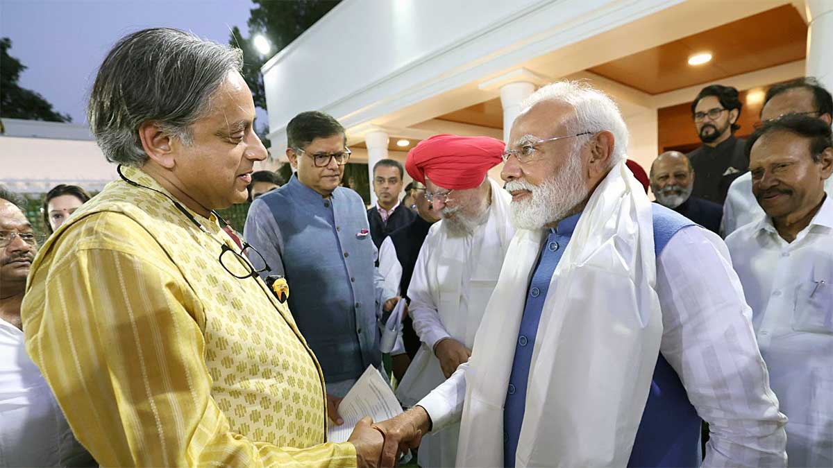 Shashi Tharoor ने की PM Modi की तारीफ तो BJP ने Rahul Gandhi पर साधा निशाना, बोली- ‘पूरी तरह बेनकाब हो गए’