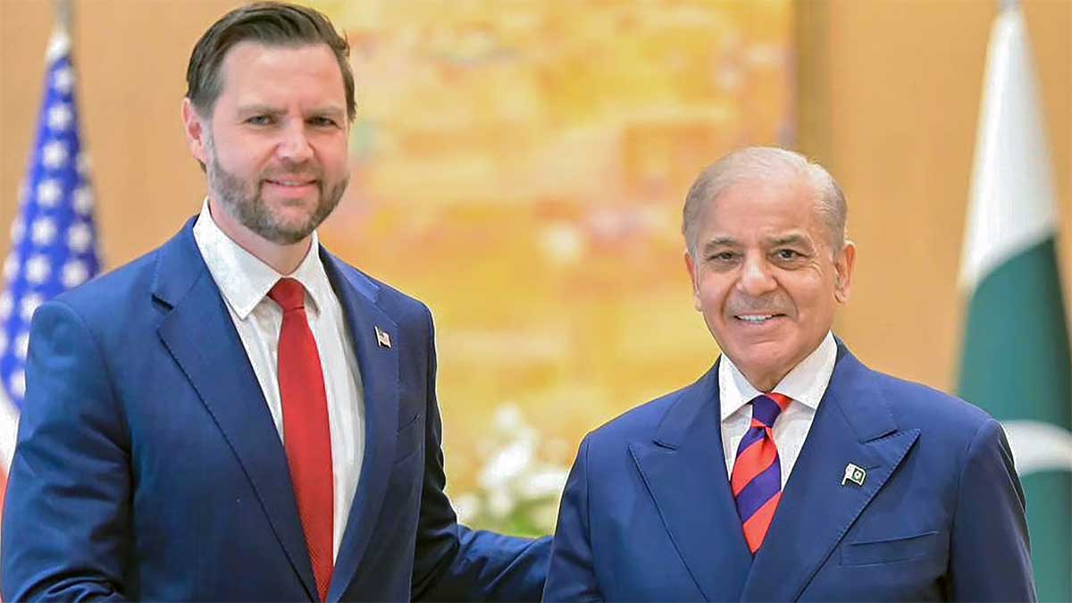 Iran-US Deal पर क्रेडिट लेने चला Pakistan, JD Vance के बयान से हुई फजीहत! प्रेस फ्रीडम पर भी उठे सवाल