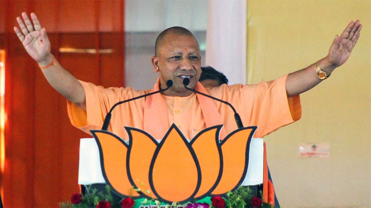 22 साल की उम्र में छोड़ा घर-परिवार, 26 में बने सांसद और फिर CM... जानिए योगी आदित्यनाथ के राजयोगी बनने की पूरी कहानी