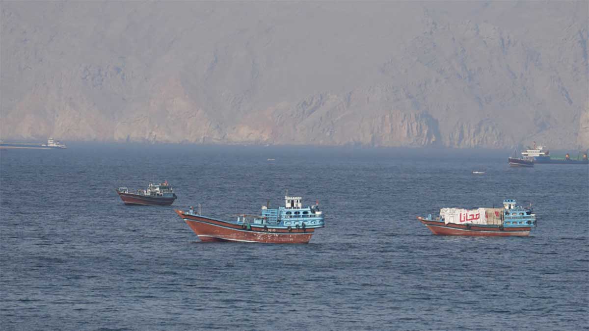 US-Iran Tension: टूटा सीजफायर, अब Hormuz Strait पर टिकी दुनिया की नजर, जानिए क्यों भारत के लिए अगले 40 दिन होंगे बेहद अहम