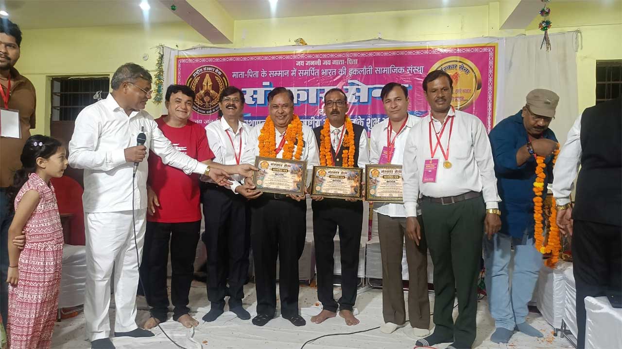 हरिद्वार में संस्कार सेना का राष्ट्रीय अधिवेशन: संतों का आशीर्वाद, म्यांमार से मिले सहयोग के आश्वासन, संस्थापक ने किया देहदान का संकल्प