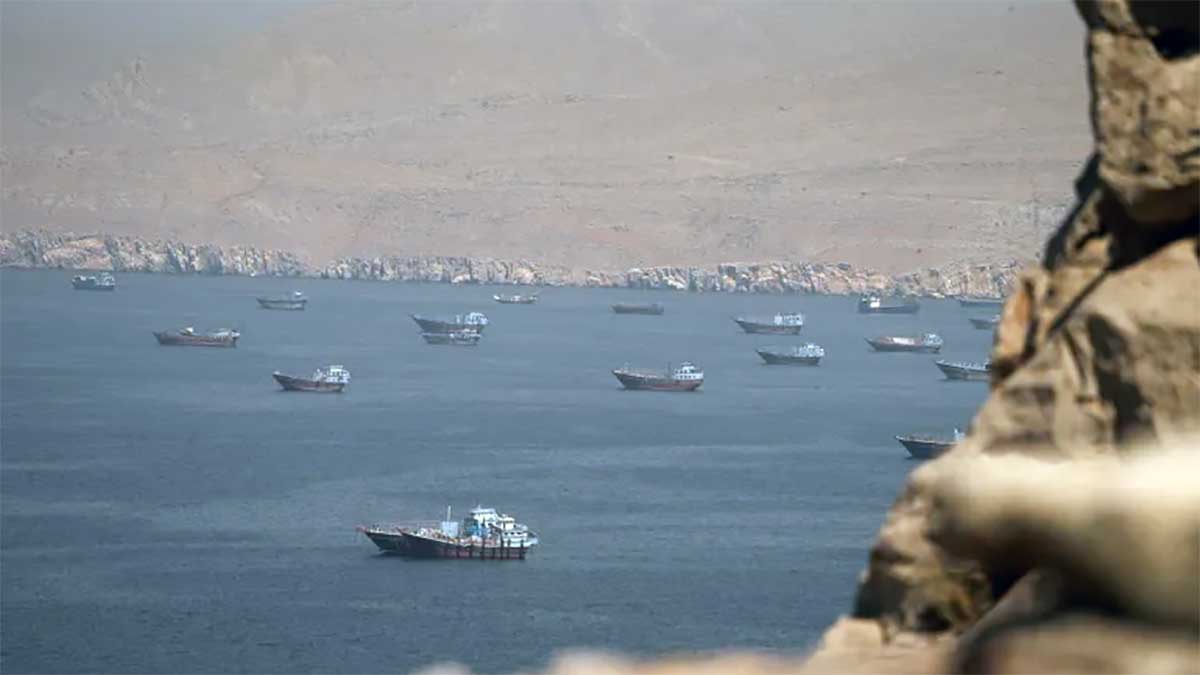 Hormuz Strait Attack: ईरान के हमले के बाद भारत का सख्त रुख, 11 भारतीयों में 10 सुरक्षित, एक अब भी लापता