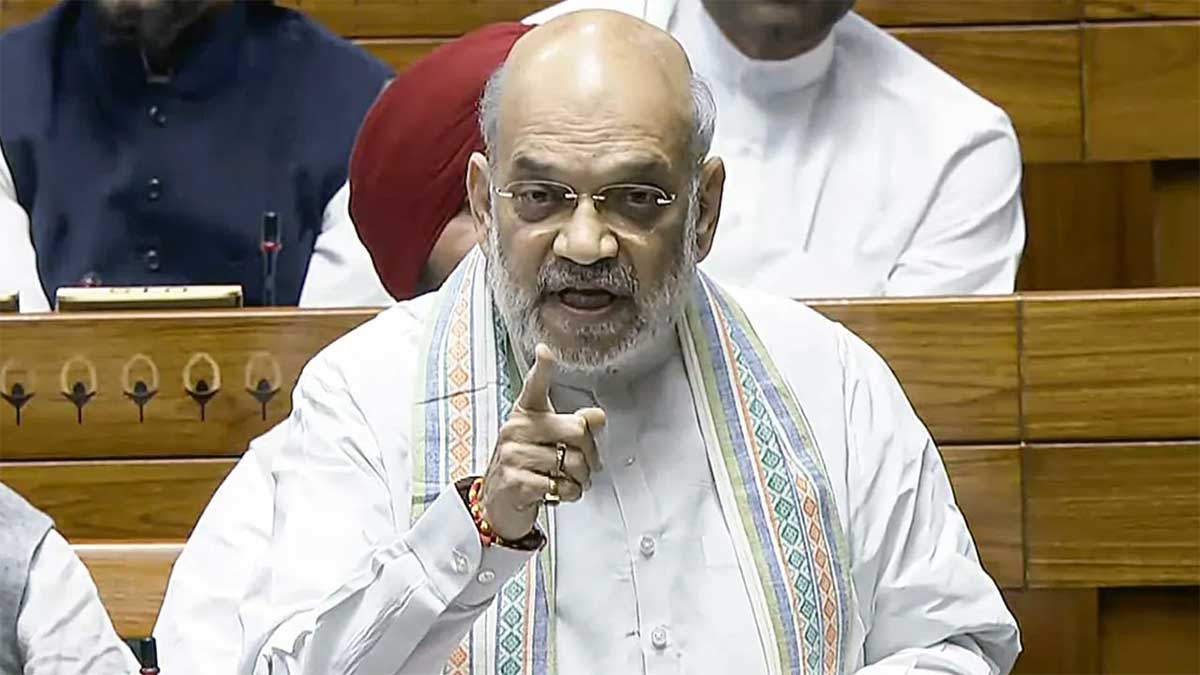 Parliament Hungama: अमित शाह के बयान पर अड़ा विपक्ष, किरेन रिजिजू बोले- कौन जवाब देगा, ये आप तय नहीं करेंगे