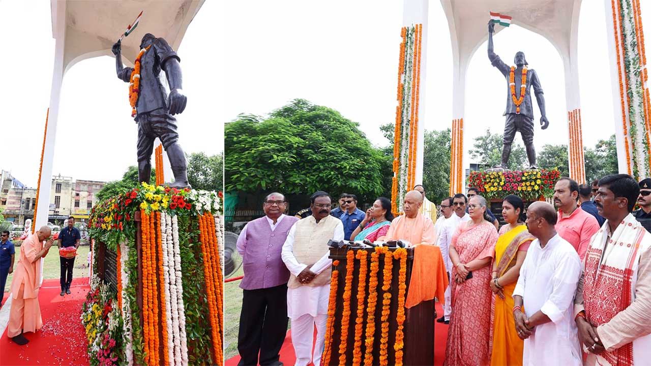 CM Yogi ने शहीद गुलाब सिंह लोधी को किया नमन, बोले- 32 की उम्र में दी कुर्बानी, पीढ़ियों को देती रहेगी प्रेरणा