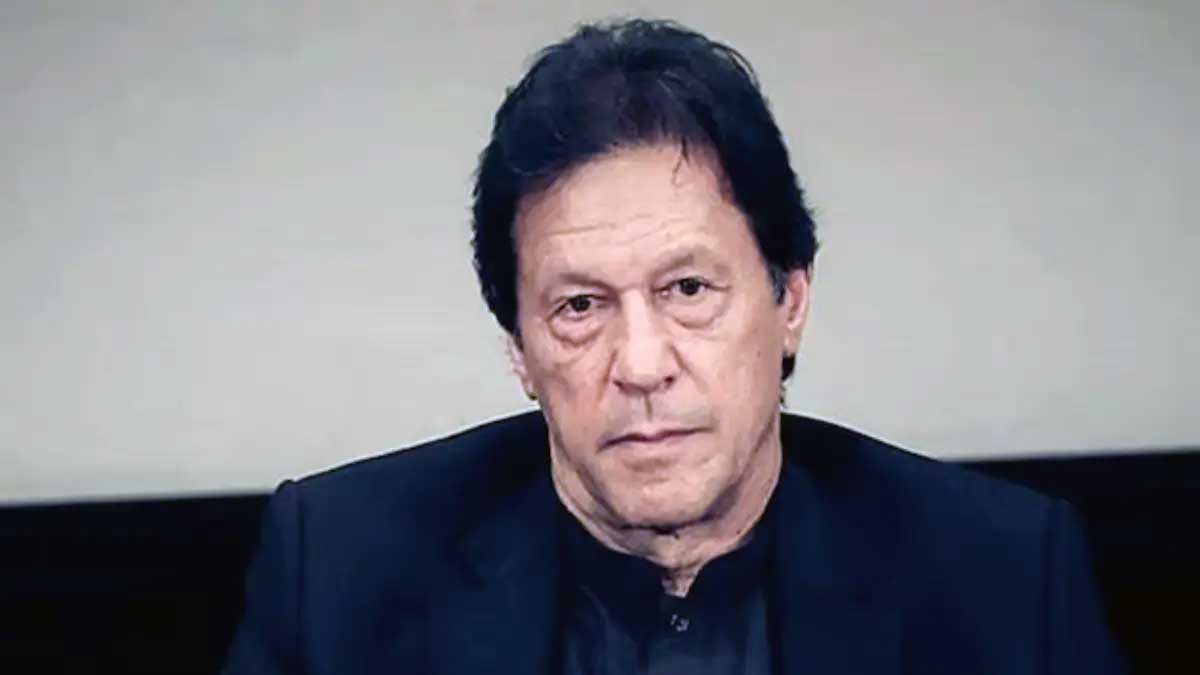 Imran Khan से जेल में मिलीं बहन नूरीन नियाजी, Health से लेकर Supreme Court Order तक हुई बात!