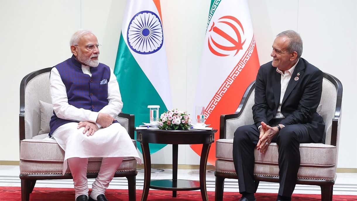 PM Modi-Pezeshkian Meet: ईरान वॉर के बाद पहली Face-to-Face मुलाकात, Hormuz से Energy और Indian Sailors तक कई मुद्दों पर नजर