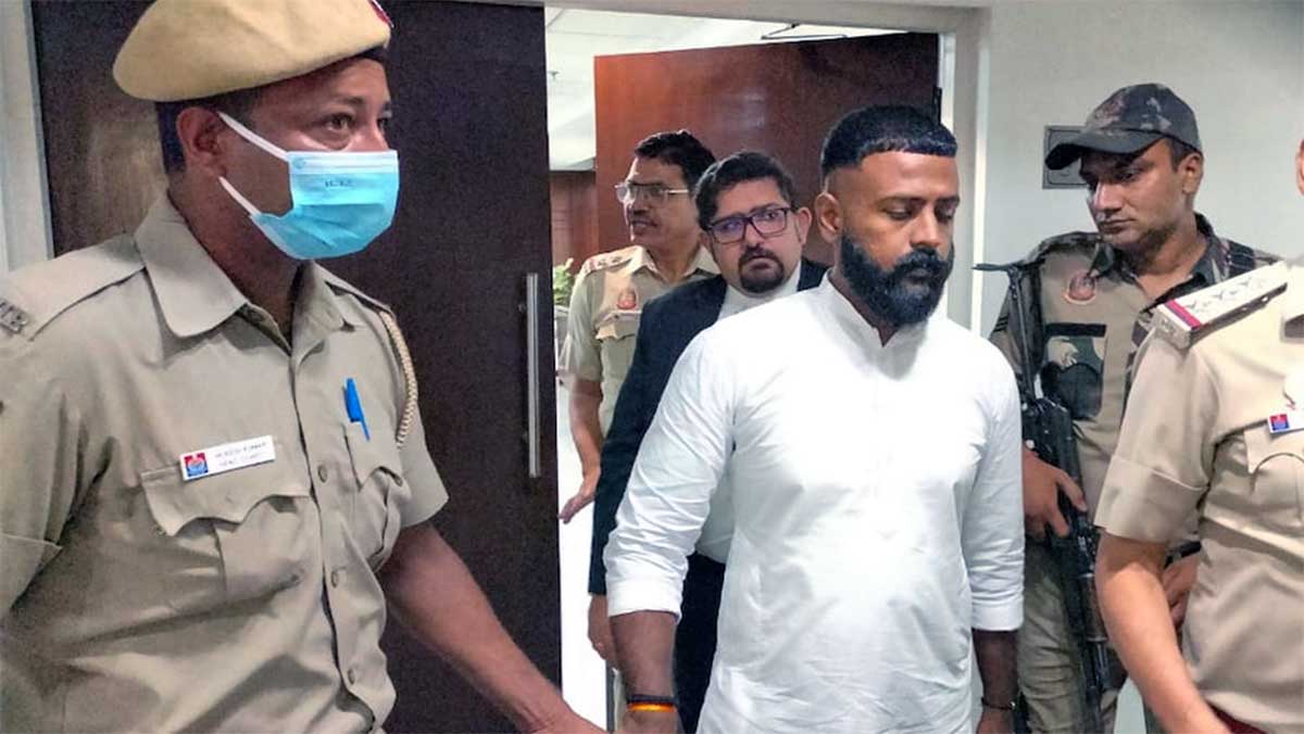Sukesh Chandrasekhar ने Trial Court के फैसले को High Court में दी चुनौती, जज बनकर कॉल करने के मामले में मांगी राहत