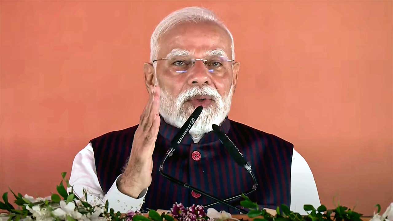 नशा मुक्त युवा के लिए विकसित भारत संकल्प अभियान का शुभारंभ, PM मोदी बोले- देश के भविष्य के लिए नशा मुक्त युवा जरूरी