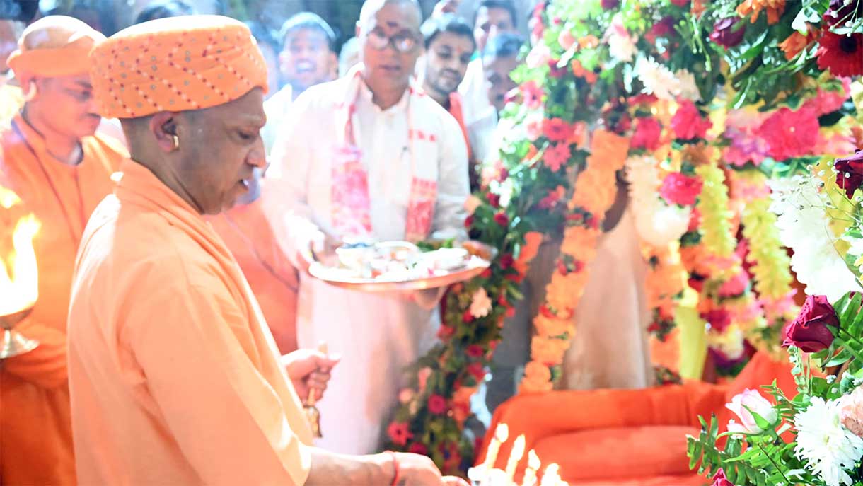 CM Yogi On Janmashtami: आक्रांता मंदिर तोड़ सकता है, लेकिन आस्था नहीं..., जन्माष्टमी पर योगी आदित्यनाथ का बड़ा संदेश