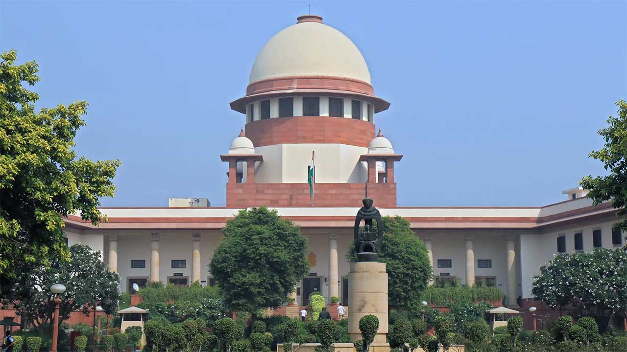 CBSE 3 Language Policy पर Supreme Court का बड़ा फैसला, Class 6 के बच्चों को मिली राहत; 2027 से लागू होगी नई व्यवस्था