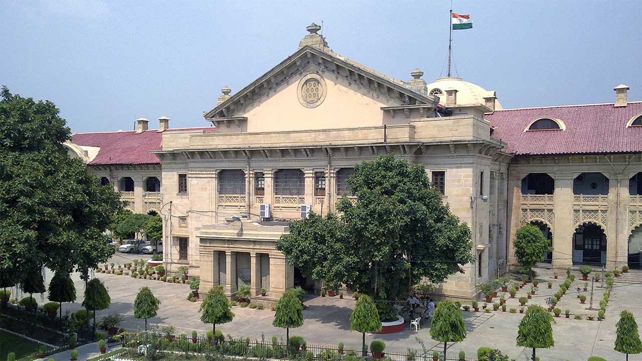 UP में होटल-रेस्तरां में Hookah पर बड़ा फैसला, इलाहाबाद हाईकोर्ट ने हुक्का बार को बताया अवैध