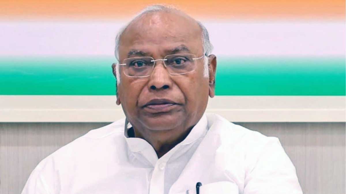 खरगे के Lunch में जुटेंगे INDIA गठबंधन के सांसद, CEC ज्ञानेश कुमार से मुलाकात के लिए साइन करेंगे पत्र; कल पुलिस ने रोका था रास्ता