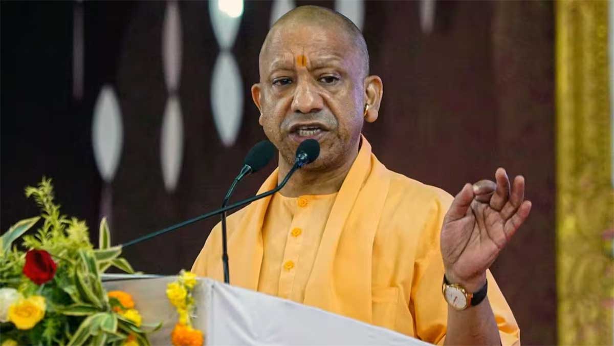PM Kisan 24th Installment: किसानों के खाते में आए ₹2,000, यूपी के 2.24 करोड़ किसानों को मिला ₹4,482 करोड़ का तोहफा