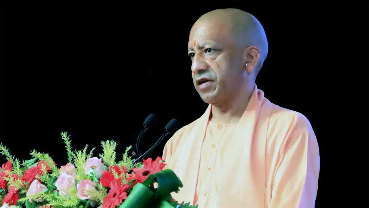 UP में गोशालाओं से बदलेगी किसानों की किस्मत! योगी सरकार का बड़ा प्लान, ललितपुर बनेगा Natural Farming का मॉडल जिला