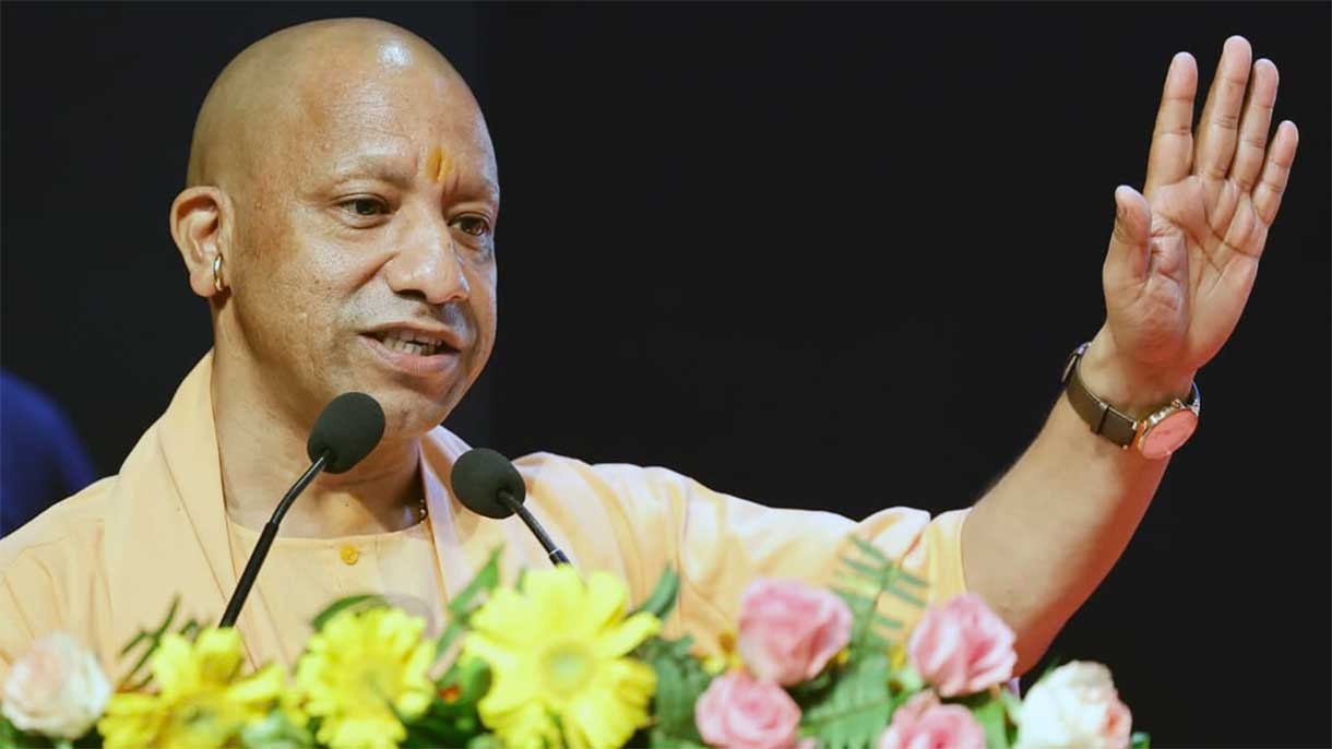 UP PET 2026: परीक्षा को लेकर CM योगी सख्त, 37 लाख अभ्यर्थियों के लिए सुरक्षा से लेकर बसों तक के पुख्ता इंतजाम के निर्देश