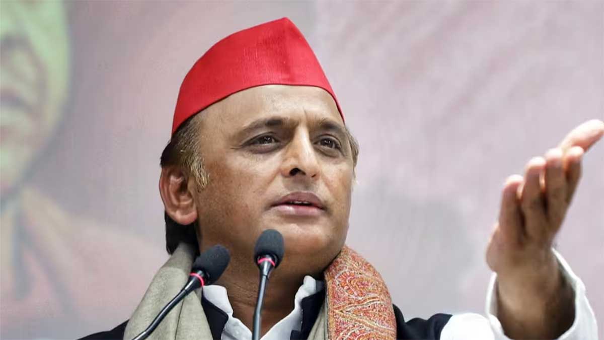 UP Election 2027: कांग्रेस के 200 सीटों वाले पोस्टर पर भड़के अखिलेश यादव, बोले- ‘गठबंधन से भाजपा के पेट में हुआ दर्द’