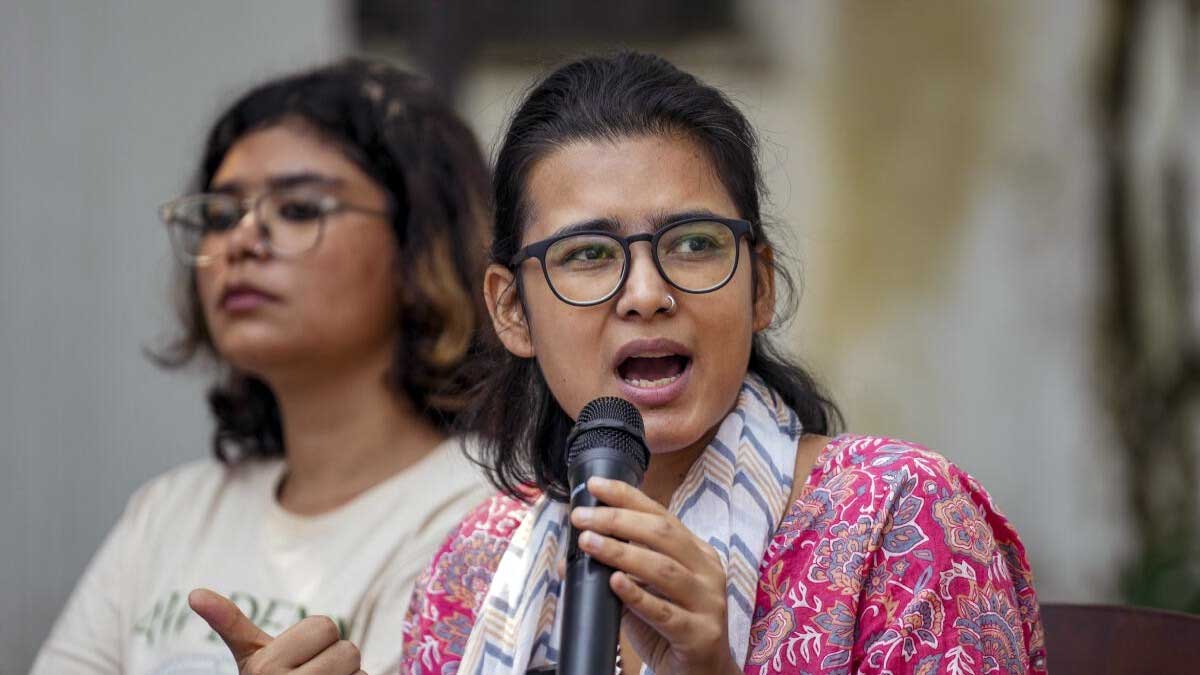 Rahul Gandhi के मार्च में शामिल होंगी नेहा बोरा? 1 नवंबर को रामलीला मैदान में SIR के खिलाफ जुटेंगे विपक्षी दल