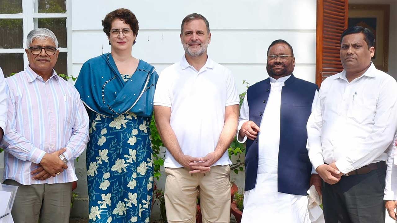 राहुल-प्रियंका से मिले स्वामी प्रसाद मौर्य, क्या यूपी चुनाव से पहले बदलने वाला है सियासी समीकरण?