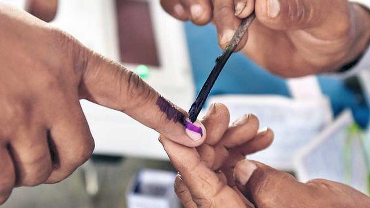 UP MLC Election 2026: घर बैठे ऐसे चेक करें अपना Polling Booth, वोट डालने से पहले जान लें ये जरूरी नियम