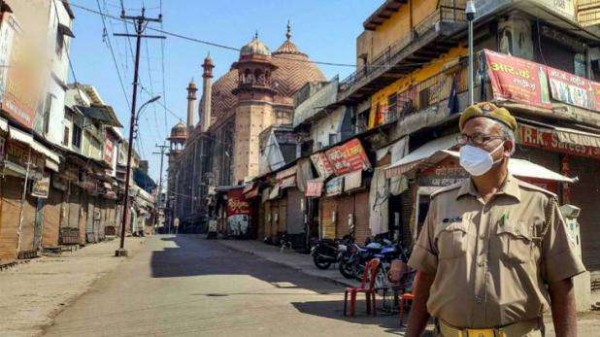 आगरा बन सकता है भारत का वुहान, मेयर ने CM को पत्र लिख लगाई बचाने की गुहार