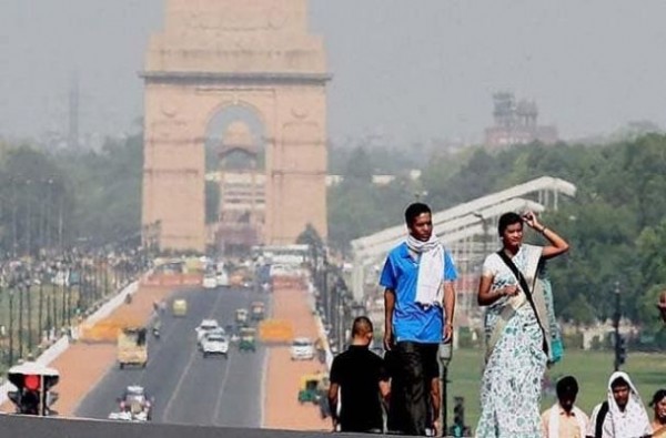 दिल्लीः फरवरी में टूटा गर्मी का रिकॉर्ड, 120 साल बाद रिकॉर्ड किया गया सबसे गर्म दिन