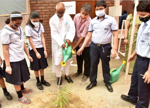 CMS students plant trees to disseminate  the message of environmental protection