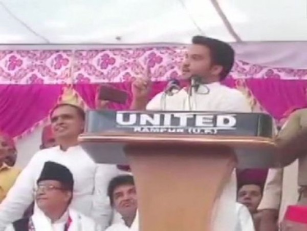 आजम खान की बढ़ी मुश्किलें, गलत जन्म तारीख मामले में बेटे अब्दुल्ला के खिलाफ FIR दर्ज