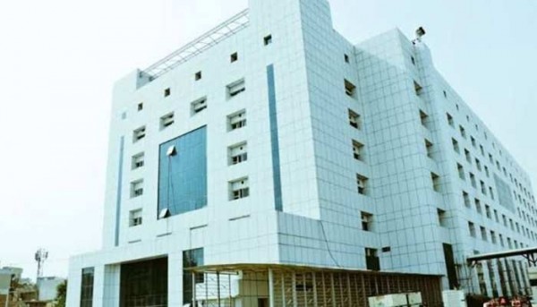 दिल्ली को मिला 450 बेड वाला नया कोविड अस्पताल, CM केजरीवाल ने किया उद्घाटन