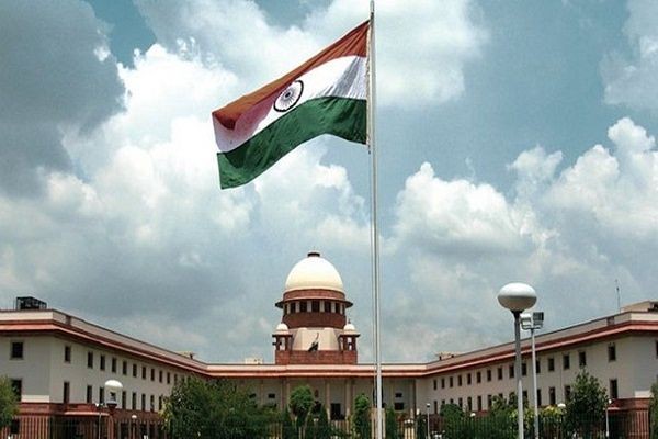 प्रशांत भूषण और ट्विटर इंडिया पर सुप्रीम कोर्ट सख्त, अवमानना मामले में शुरू की कार्यवाही