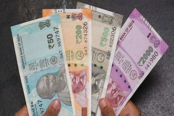 कोरोना संकट में 80 लाख लोगों ने PF से निकाले पैसे, 4 माह में 30,000 करोड़ की निकासी