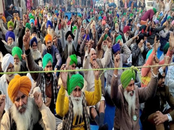 कृषि कानूनों के विरोध में प्रदर्शन करेंगे उद्धव ठाकरे और शरद पवार
