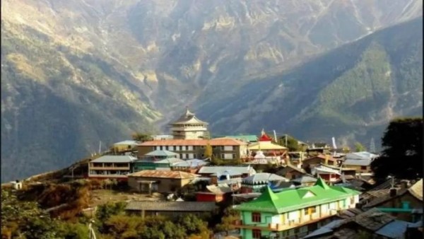 अगर आप भी चाहते हैं शोर-गुल से दूर घूमने और रिलैक्स होना, तो करें भारत के इन गांवों की सैर