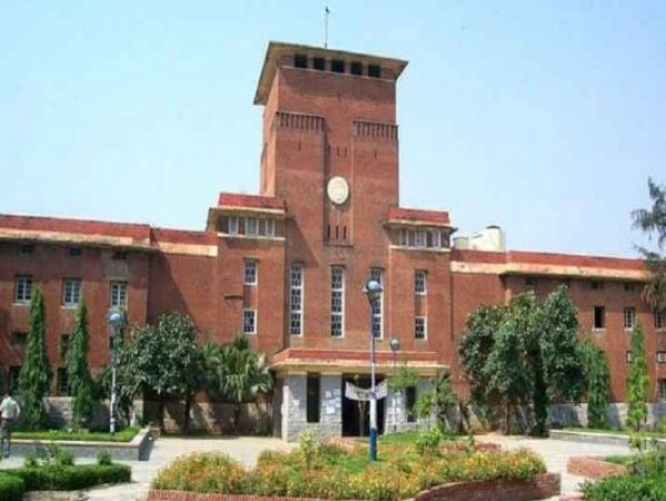 उच्च शिक्षण संस्थानों में पढ़ने वाले छात्रों को फीस में मिल सकती है राहत