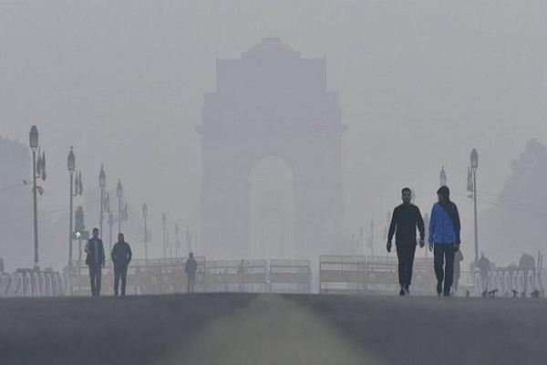 दिल्ली में प्रदूषण के खिलाफ शुरू हुई जंग, वॉर रूम तैयार, सैटेलाइट से रखी जाएगी नजर