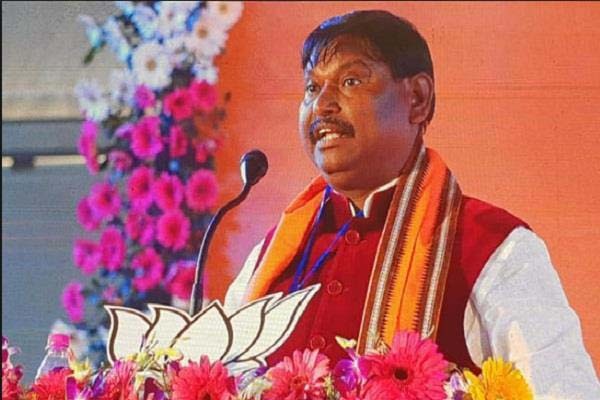 अर्जुन मुंडा बोले-बंगाल की ममता बनर्जी सरकार का रवैया आदिवासी विरोधी