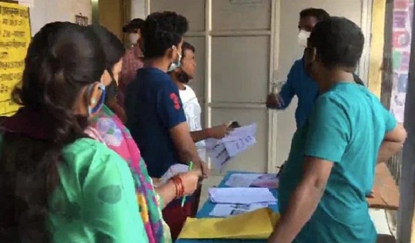 बिहार विधानसभा चुनाव: पहले चरण के चुनाव में 30 सीटों पर मतदान समाप्त, 41 पर जारी