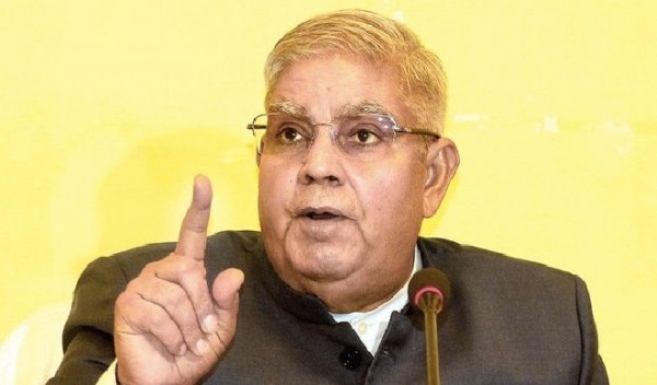 राज्यपाल धनखड़ ने ममता पर लगाया अल्पसंख्यक समुदाय के ‘खुल्लम खुल्ला तुष्टीकरण’ का आरोप