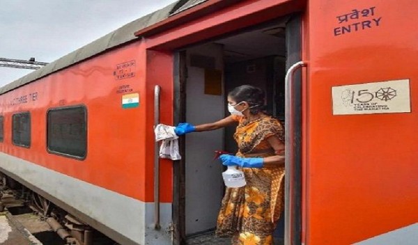 लॉकडाउन के बीच बदलेगा रेल यात्रा का अनुभव