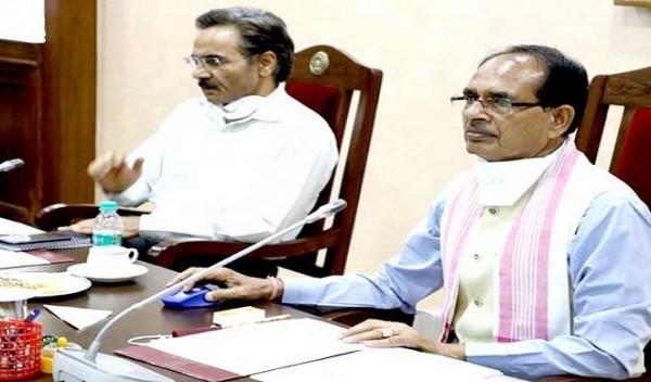 मुख्यमंत्री चौहान ने एक क्लिक से जमा किए 66 लाख विद्यार्थियों के लिए 145 करोड़