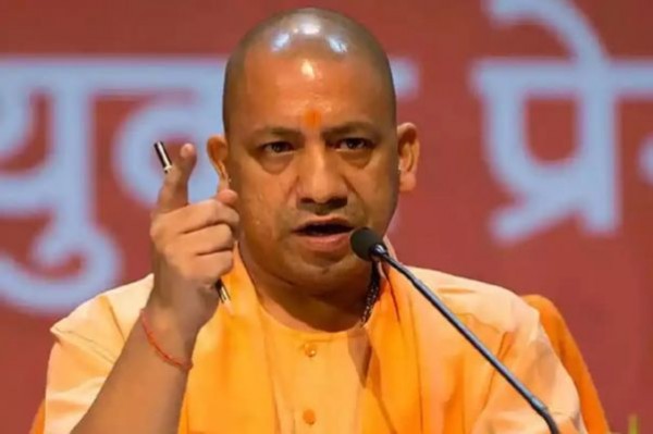UP: आयोग ने जनसंख्या नियंत्रण कानून का ड्राफ्ट CM को सौंपा