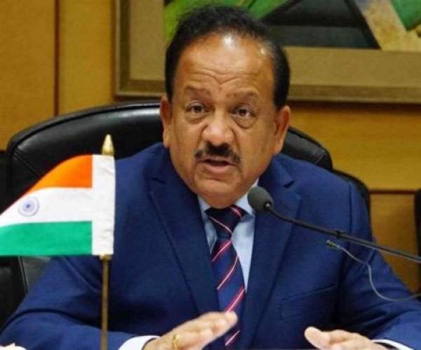 स्वास्थ्य मंत्री हर्षवर्धन ने कहा- देश में कोरोना से लड़ने के लिए टीकाकरण का दायरा जल्द बढ़ाने की यो