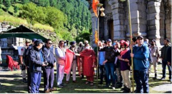 कश्मीरी पंडितों ने कहा, हमारी घर वापसी रोकने के लिए एक आतंकी योजना का हिस्सा हैं लक्षित हत्याएं